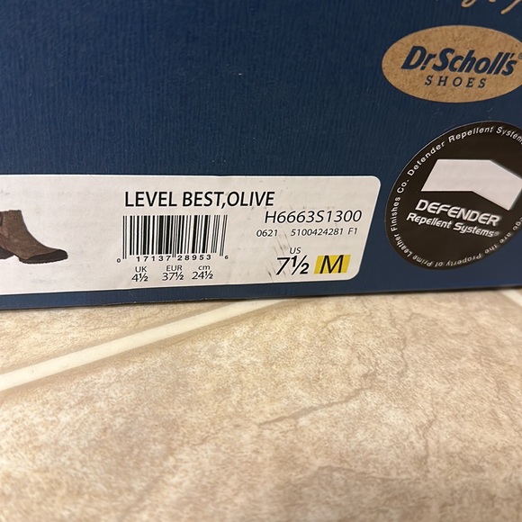 Dr. Scholl’s brand new olive green boots - Picture 3 of 3